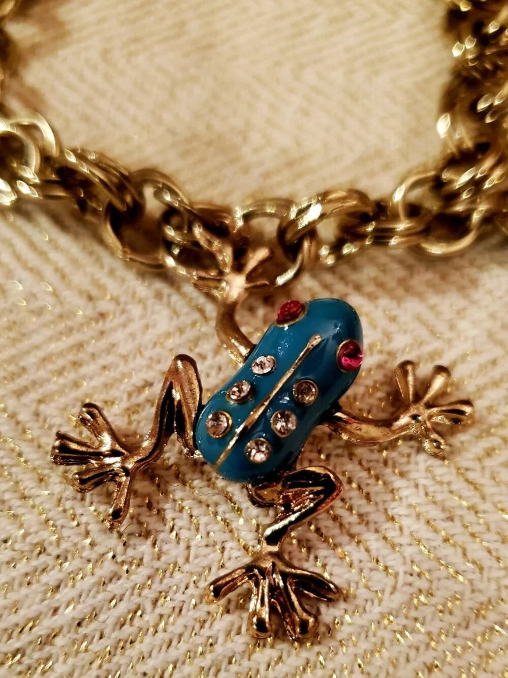 N/A charmed touch